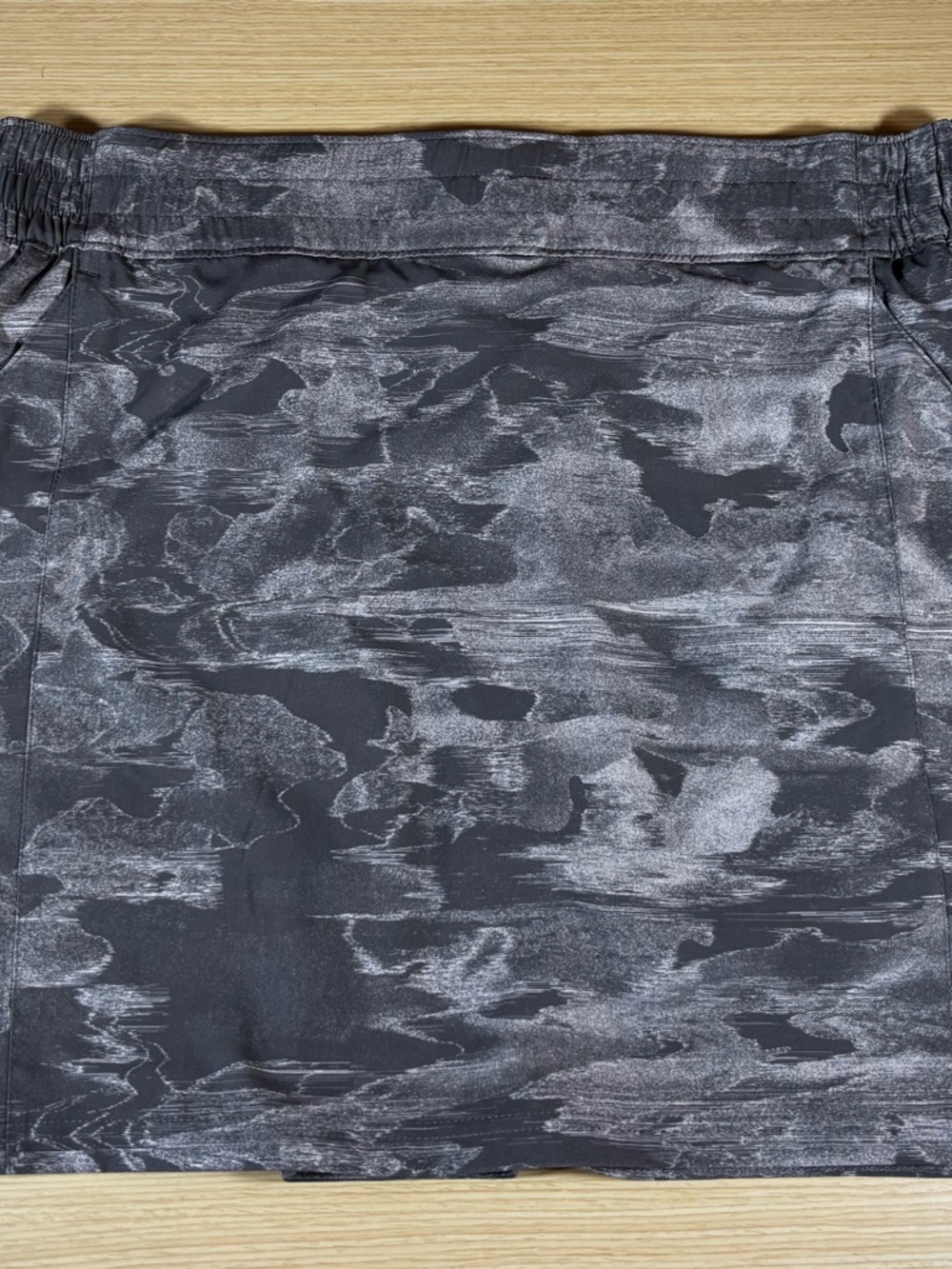 Columbia Women's All Seasons Skort Grey Camo Sz L